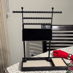 Black Jewelry Organizer Stand